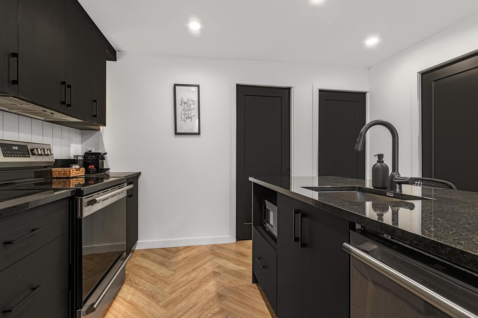 Les Appartements Du 300 Québec Kültér fotó
